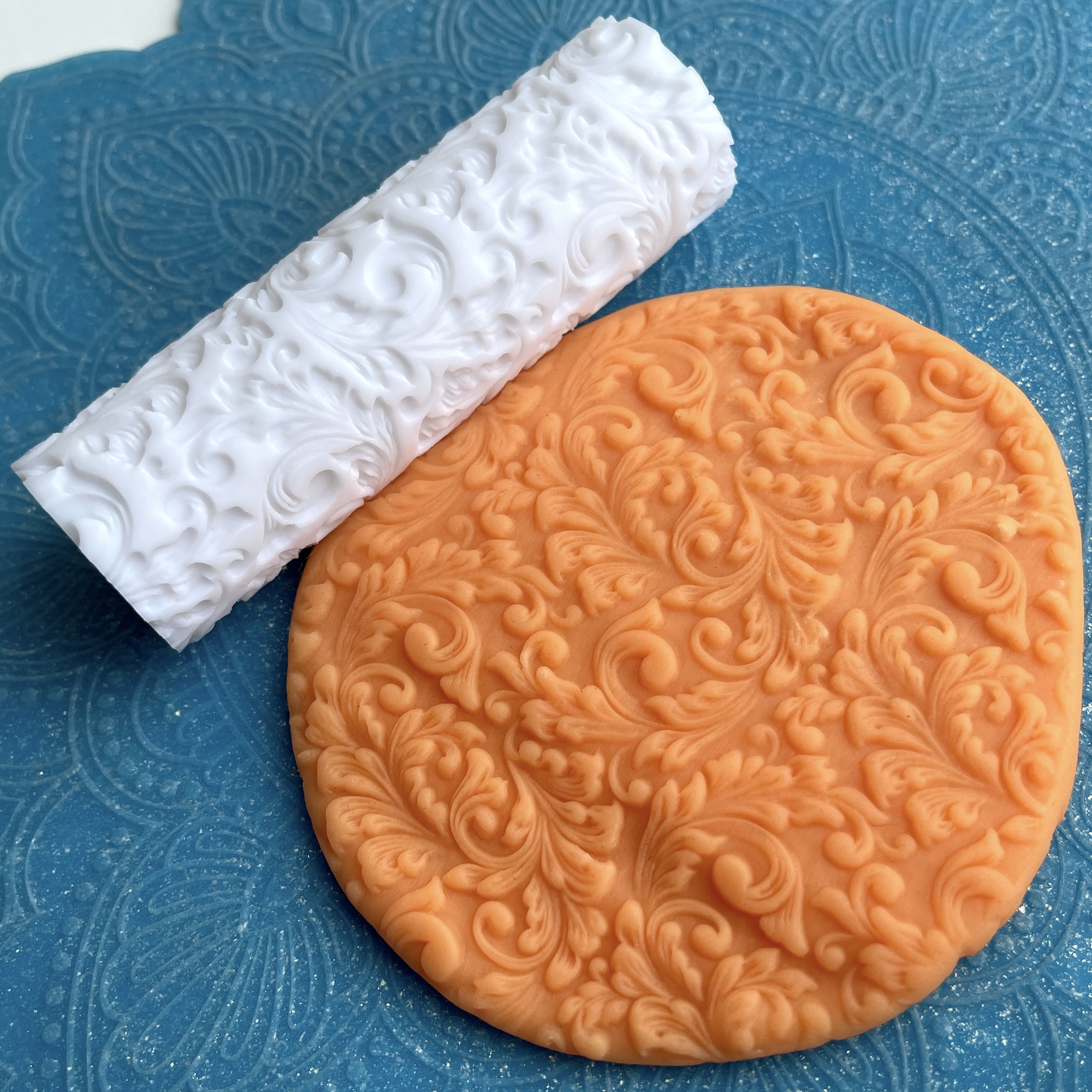 Текстурный ролик (скалка) "Дамаск 7" (L), площадь 100x100 мм