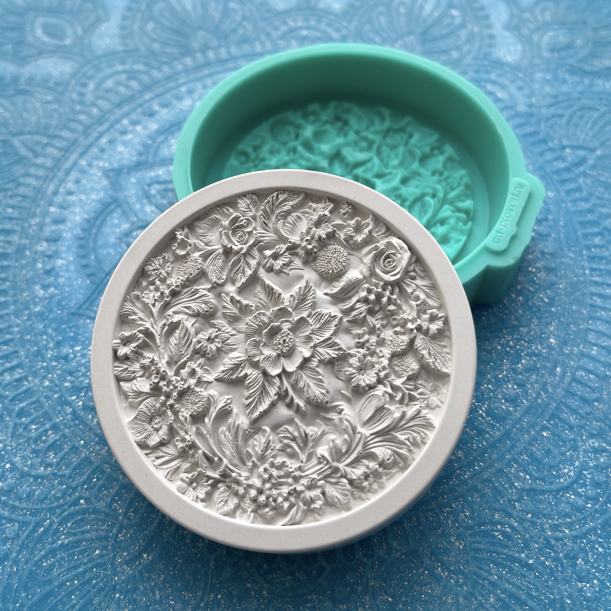 Молд круглый  "Цветочная композиция" (M)