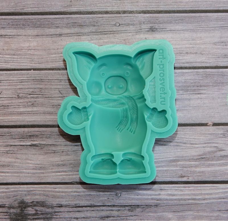 Молд "Поросенок в шарфе", средний