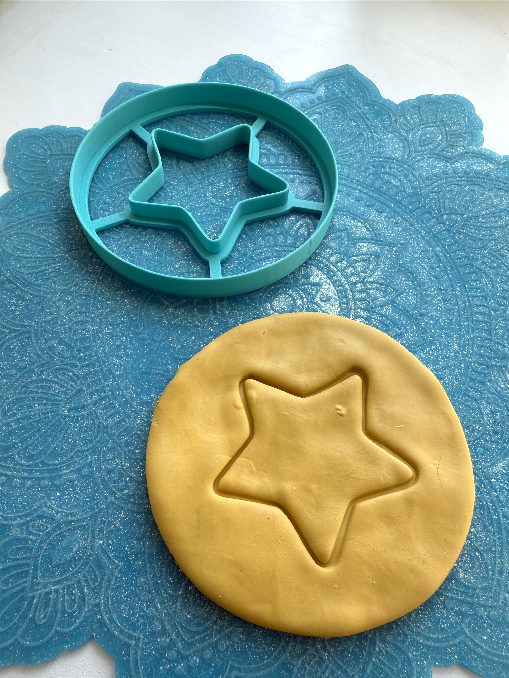 Форма-нож для теста, мастики, глины, по мотивам Игры в кальмара "Звезда"