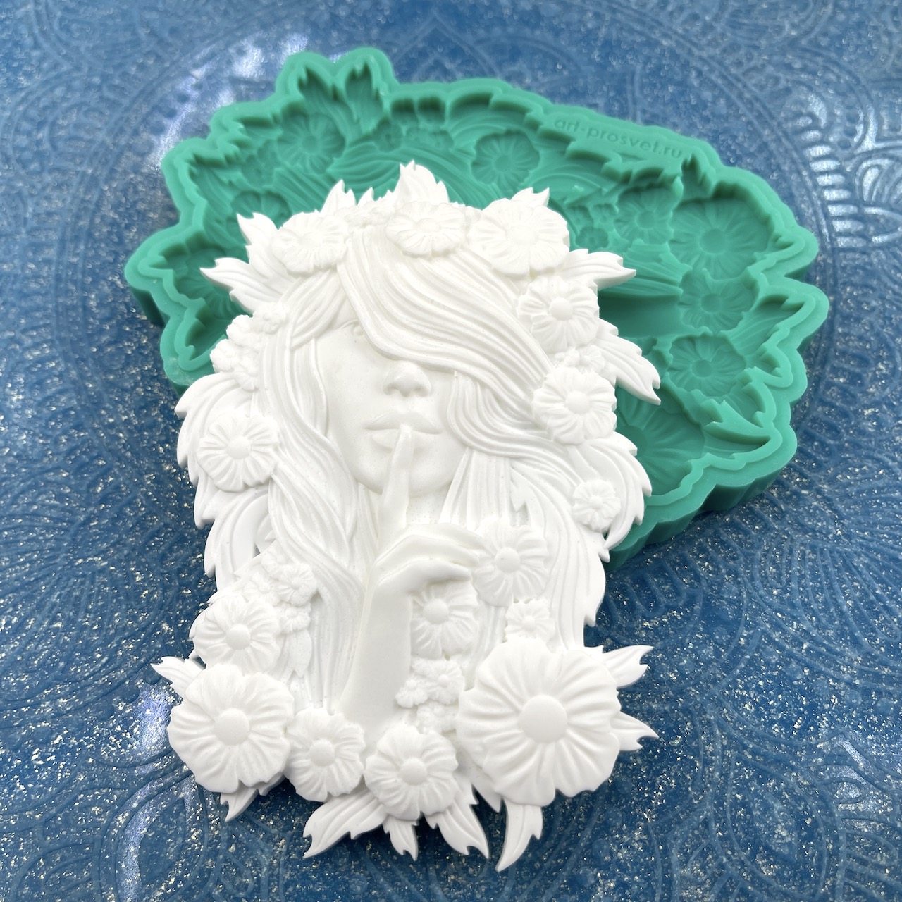 Молд "Девушка в цветах" (L)