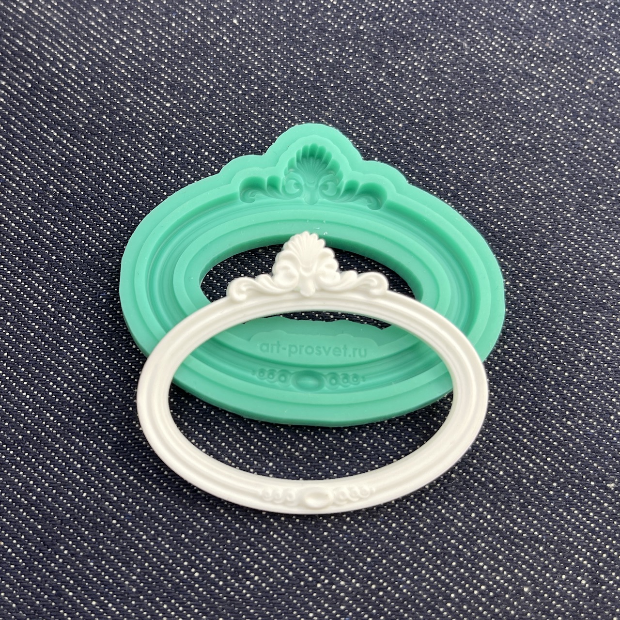 Молд рамка "Овальная простая" (S)