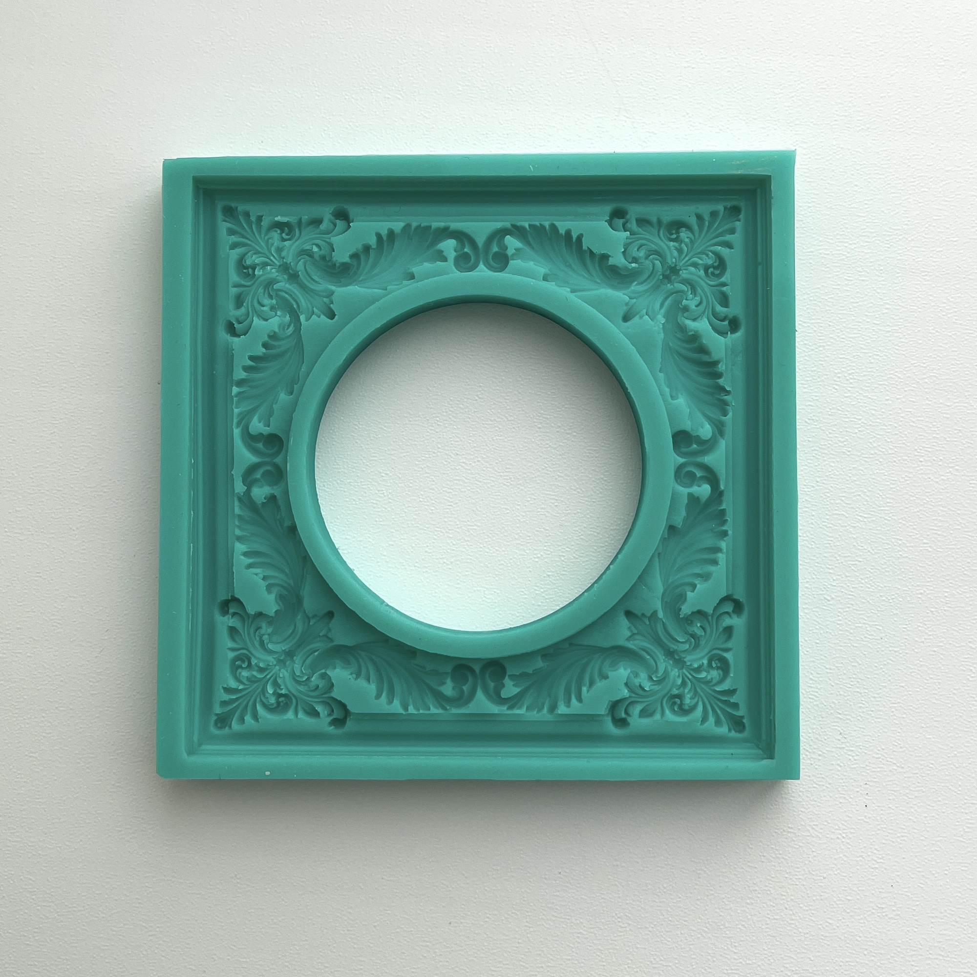 Молд "Квадратная рамка с круглым отверстием" (L)