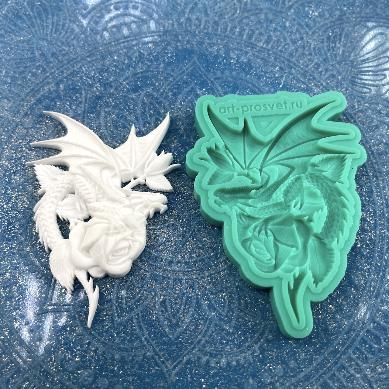 Молд "Дракон на розе" (M)