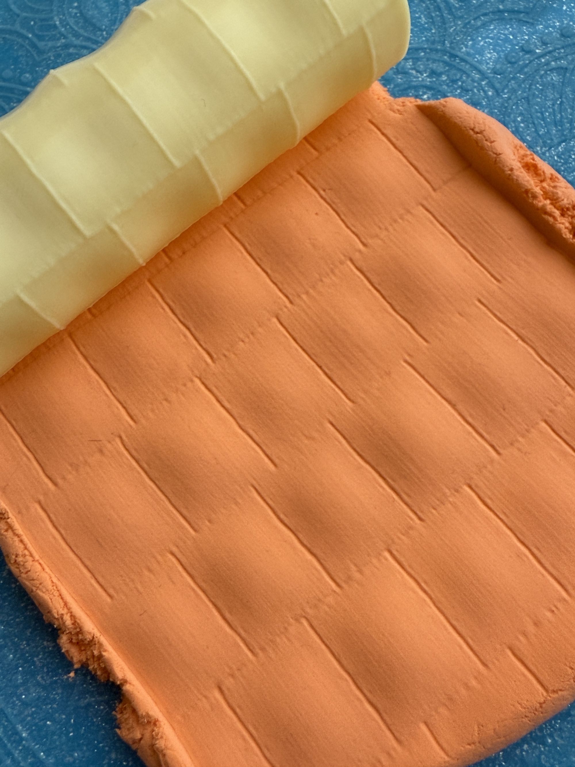 Текстурный ролик (скалка) "Листы металла" (L), площадь 100x100 мм