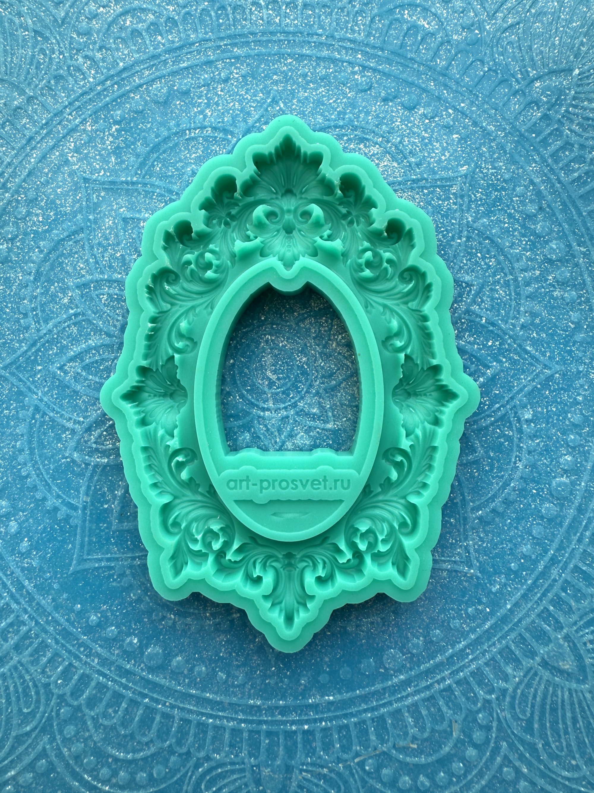 Молд "Новая барочная рамка" (M)