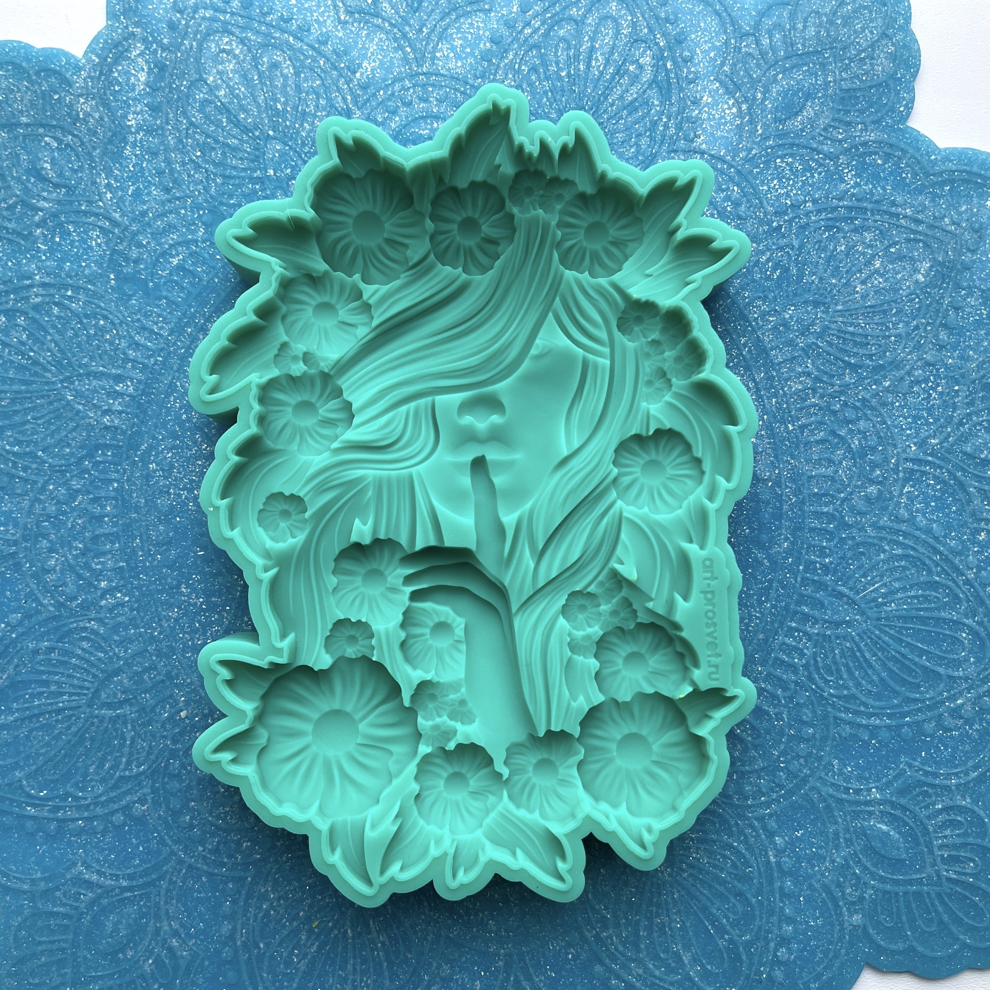 Молд "Девушка в цветах" (XL)