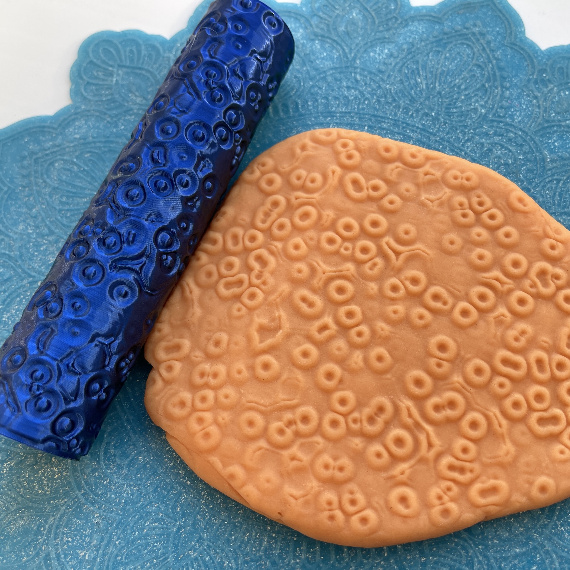 Текстурный ролик (скалка) "Абстракция 1" (L), площадь 140x100 мм