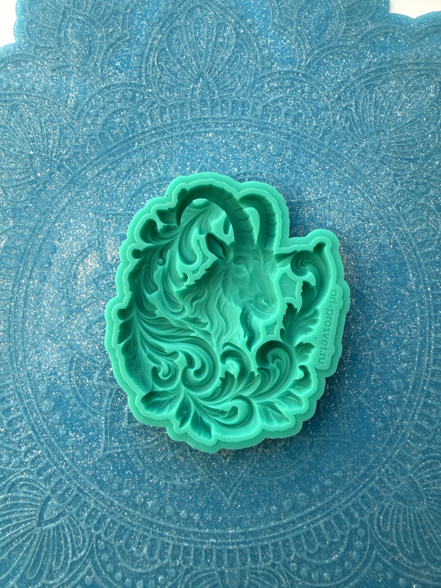 Молд "Коза в узорах" (M)